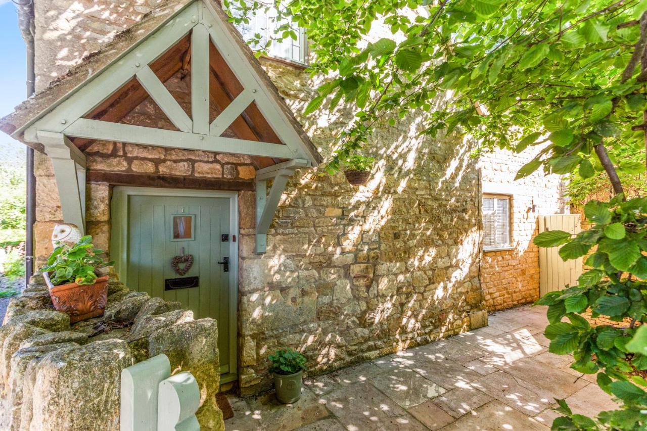 Church Cottage تْشيبينْغْ كامبدين المظهر الخارجي الصورة